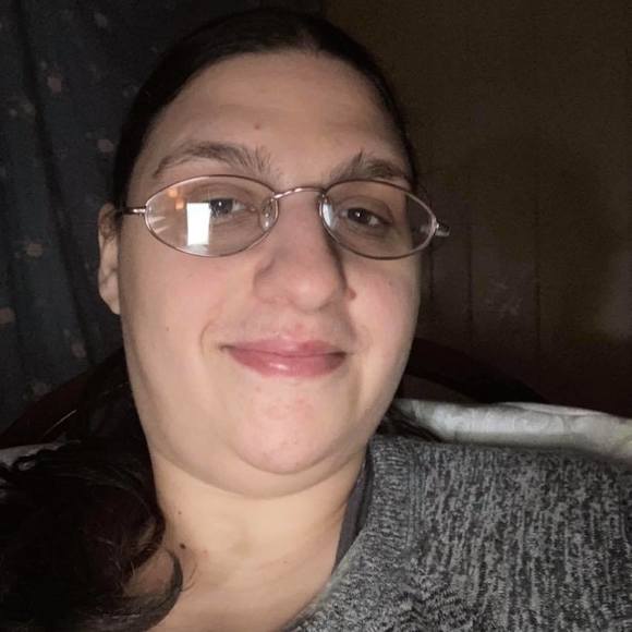 Meet your Posher, Kathy - Picture 1 of 1